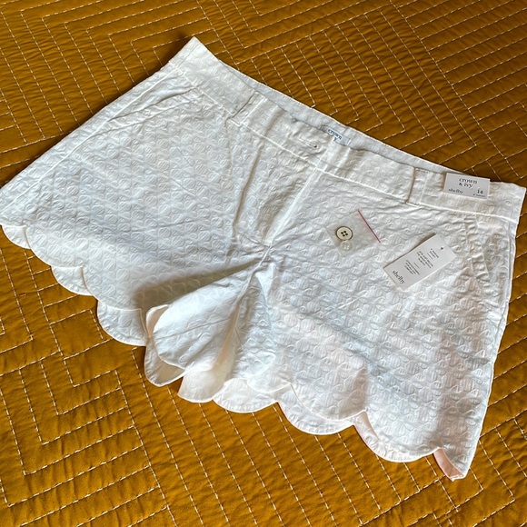 crown & ivy Pants - Crown & Ivy Shelby Shorts Size 14